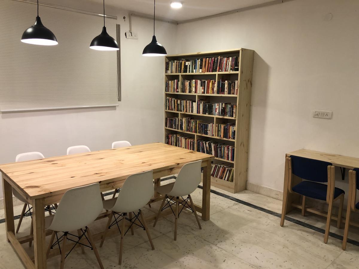 Raybo Hostel 列城 外观 照片