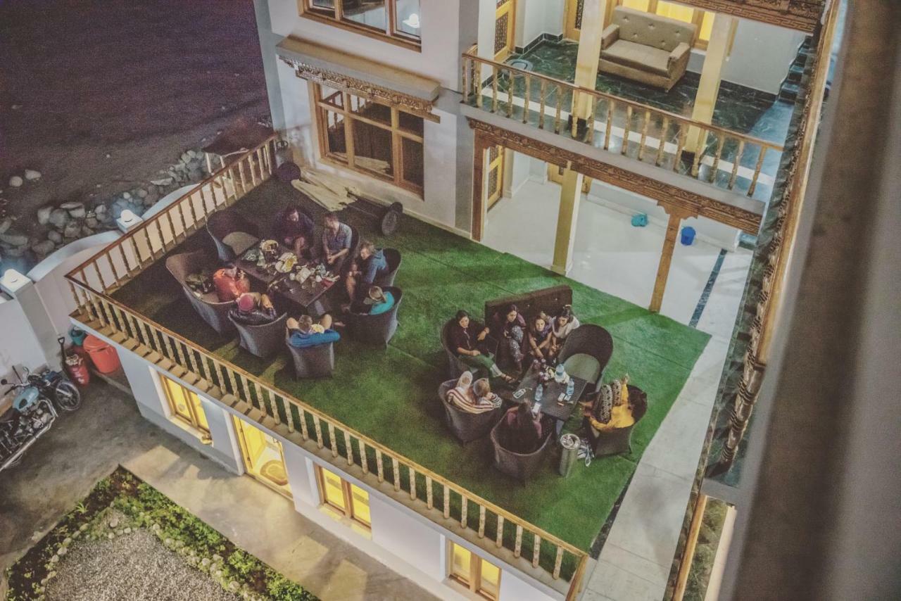 Raybo Hostel 列城 外观 照片
