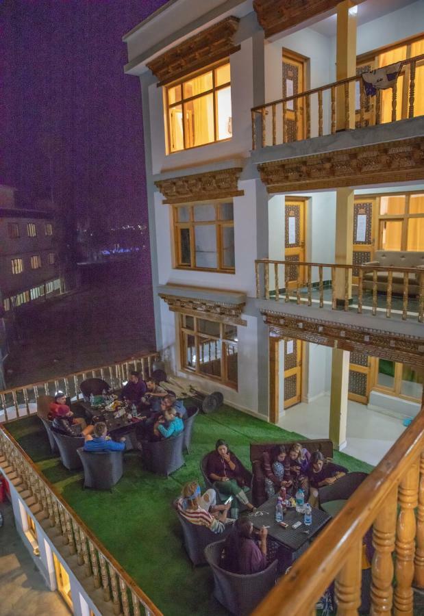 Raybo Hostel 列城 外观 照片